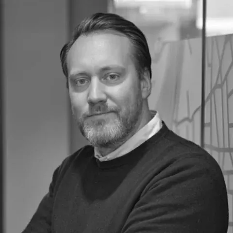 Sven Ahrens, شريك, هامبورغ
